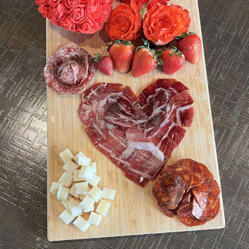 Perfect Mother's Day Gift – Heart-Shaped, Hand Knife-Sliced 100% Ibérico Ham (Jamón) 2.5 oz (Limited Edition) - Image 3